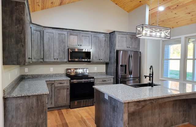 25 Meadowview Drive Gallery 3