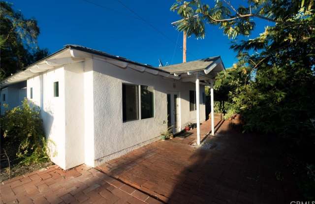 2211 S Lincoln Ave. Gallery 2