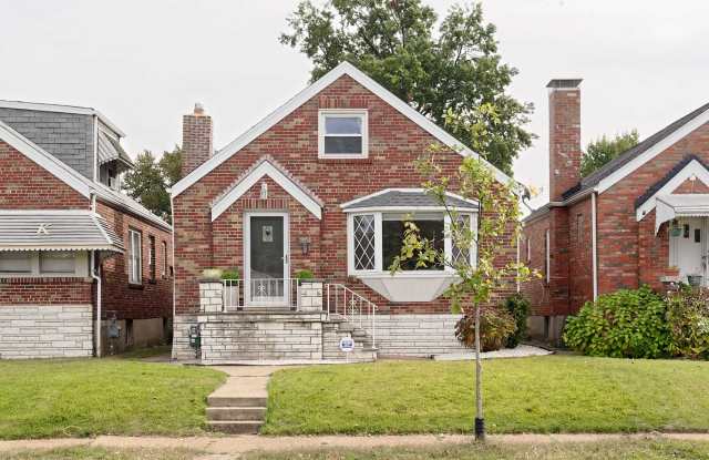 3554 Jamieson Ave photos photos