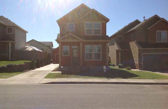 873 Kentucky Ave. - 873 Kentucky Avenue, Coos Bay, OR 97420
