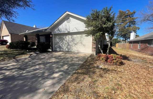 8209 Newport Drive Gallery 4
