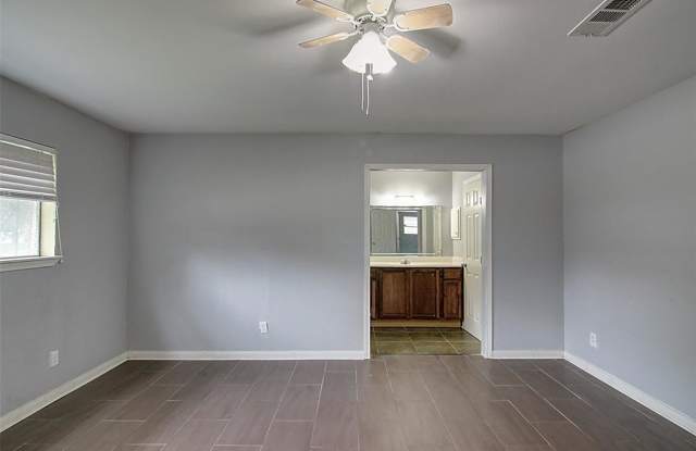 11131 Sageview Drive Gallery 4