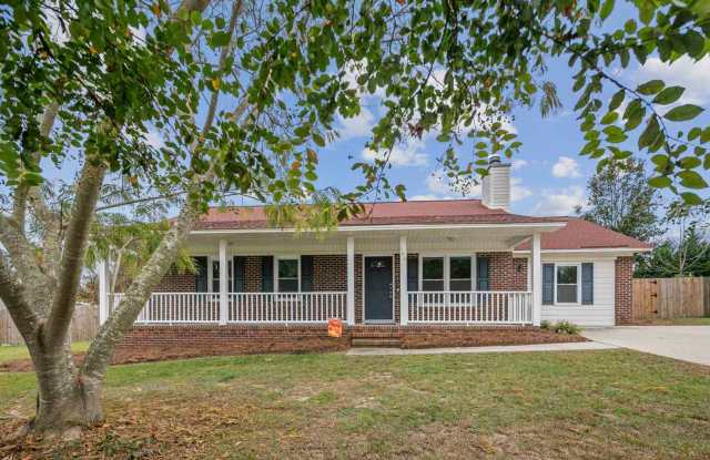 3 Bedroom, 3 Bath Home with Bonus Room photos photos