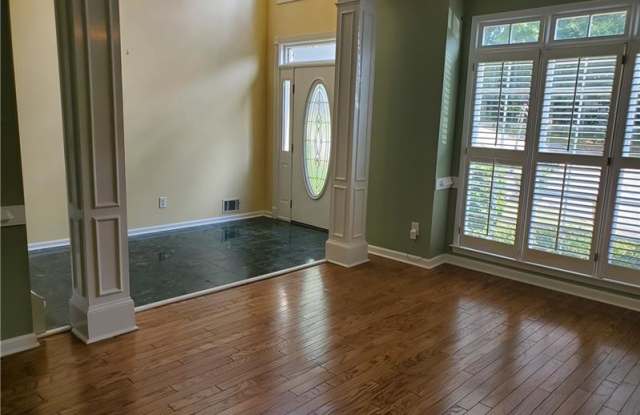 1869 Childers Place NE Gallery 3