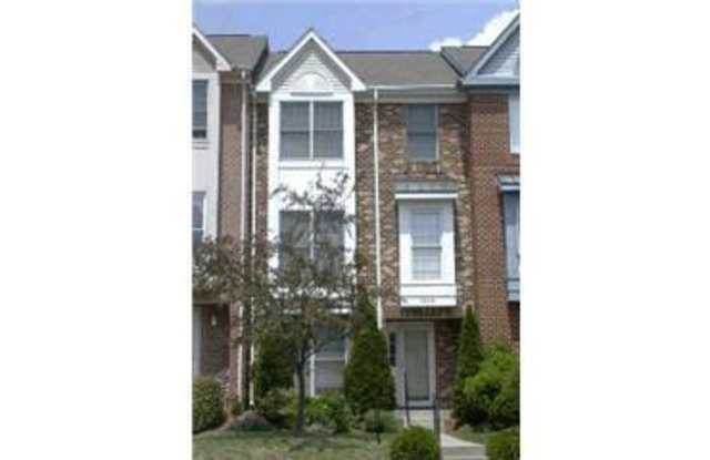 Large and Very Nice 3-bedroom Townhouse photos photos