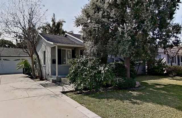 $500 Off 1st Month - Fullerton Home with Large Yard for Pets - Tesla Charger In Garage - 1104 East Wilshire Avenue, Fullerton, CA 92831