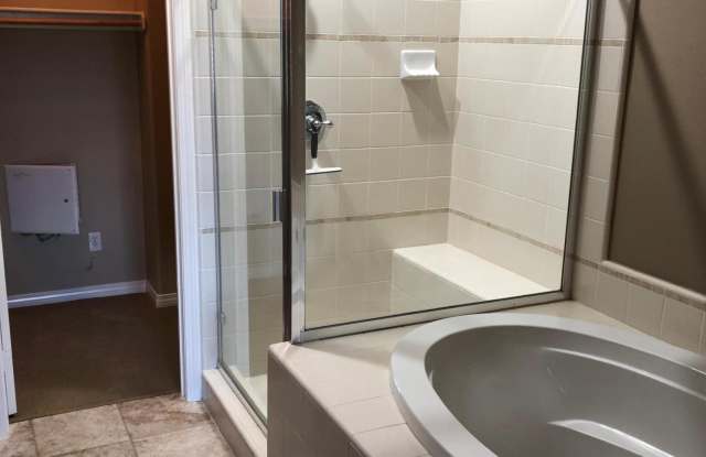 3327 Shadetree Way Gallery 4