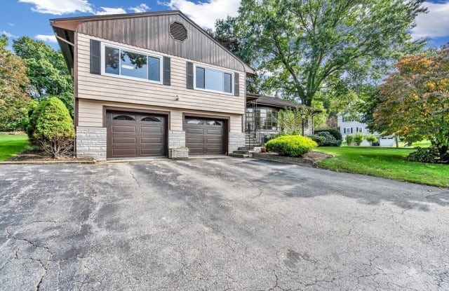1 Webster Rd - 1 Webster Road, Lexington, MA 02421