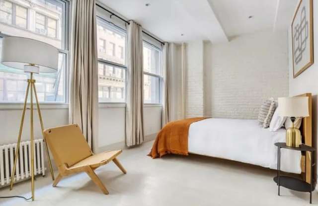 43 West 27th Street Gallery 2