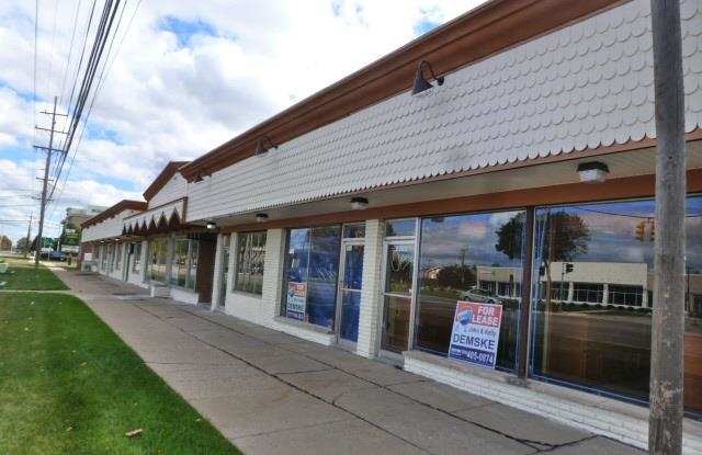 8286 12 MILE Gallery 3