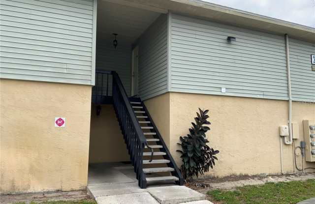 233 RED MAPLE Place Gallery 1