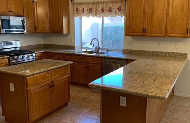 8363 W ROSEMONTE Drive Gallery 2