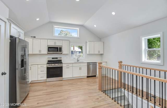 769 Cliffwood Avenue Gallery 2