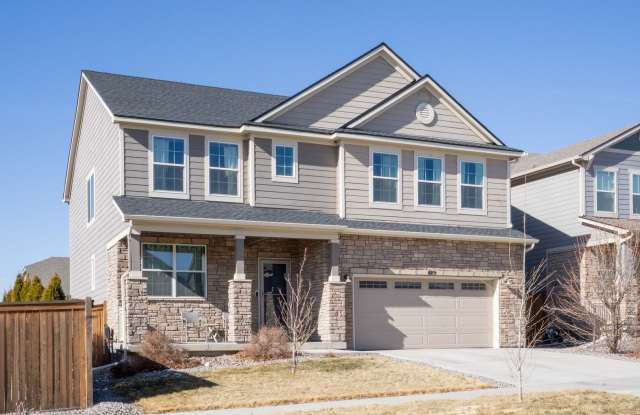 Available NOW! 4 Bedroom 3 Bath Beautiful Home photos photos