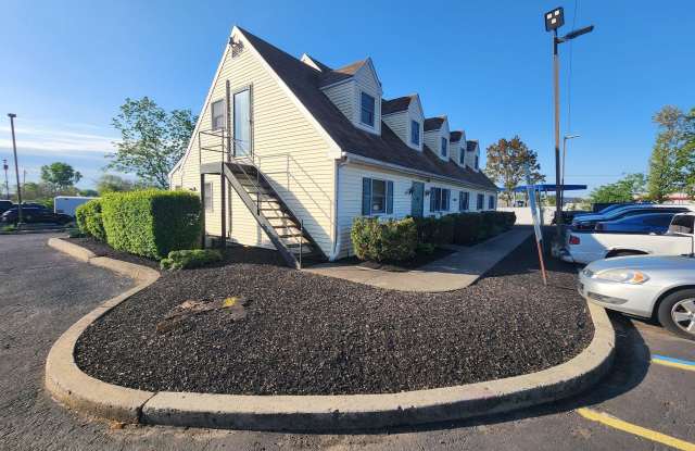 2777 LINCOLN Highway Gallery 4