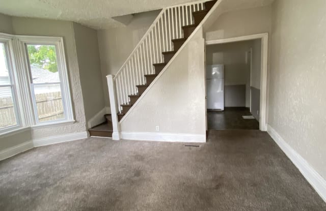 707A South Jackson Street - 707 South Jackson Street, Jackson, MI 49203