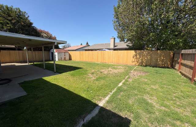 NW Visalia home available in a great neighborhood! available soon photos photos