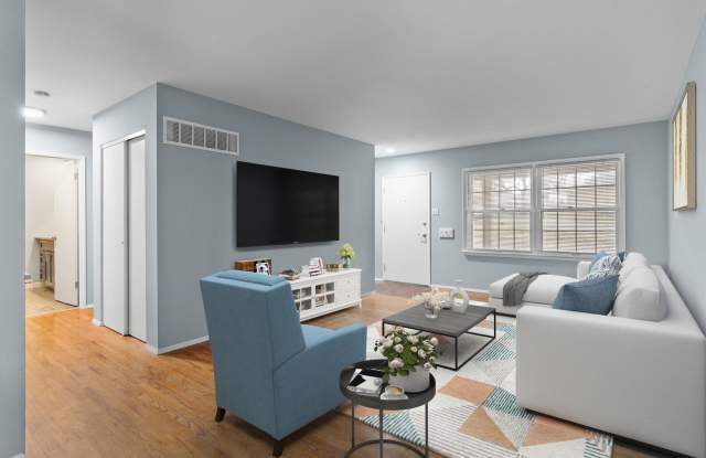 2 Bed Premium W/ Patio - GRANITE, Spacious, Natural Light, Basement! Gallery 3