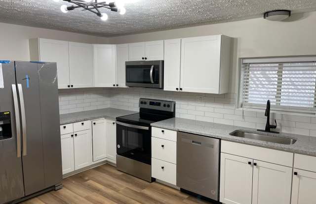 1855 Tanis Drive Gallery 3