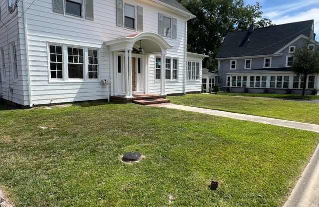 4 Bedroom Single Family Home in Milton photos photos