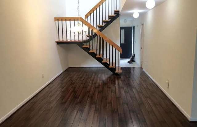 23 Gloria Ct Gallery 4