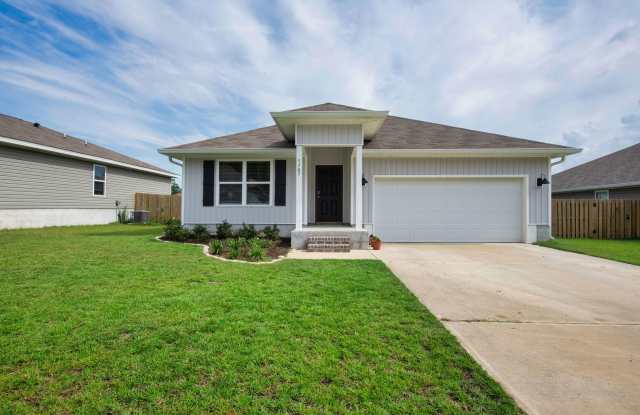 Beautiful 4-Bedroom Beulah Home – Across from Beulah Elementary in a Welcoming Community! photos photos