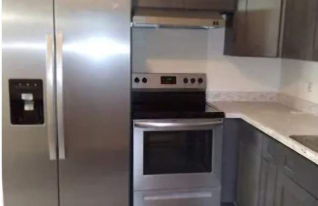 4 bedroom, 2 bathroom home located in the desirable area of Hinesville, GA. Gallery 4