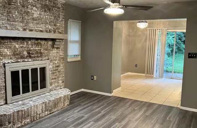 8701-8703 Shadycreek Drive - 8703 - 8701 Shadycreek Drive, Montgomery County, OH 45458