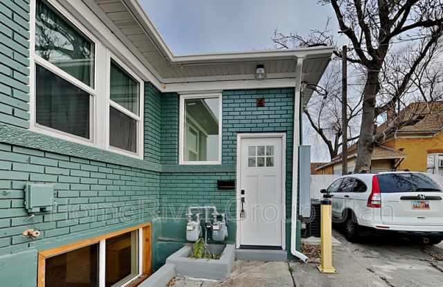 563 S Denver St photos photos