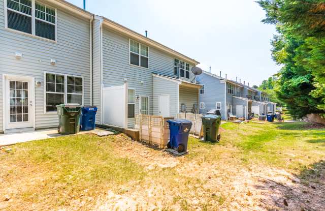 8825 Camden Park Dr Gallery 3
