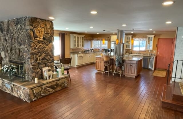 2329 California Ave - 2329 California Avenue, South Lake Tahoe, CA 96150