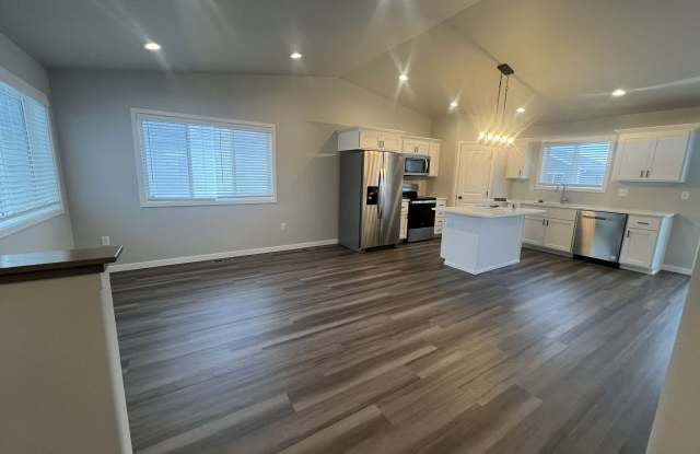 1311 Marlys Drive West photos photos