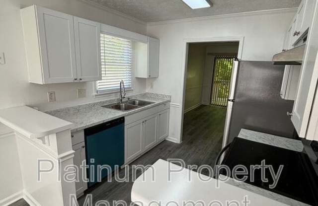 2798 New South Dr - 2798 New South Drive, Cobb County, GA 30066