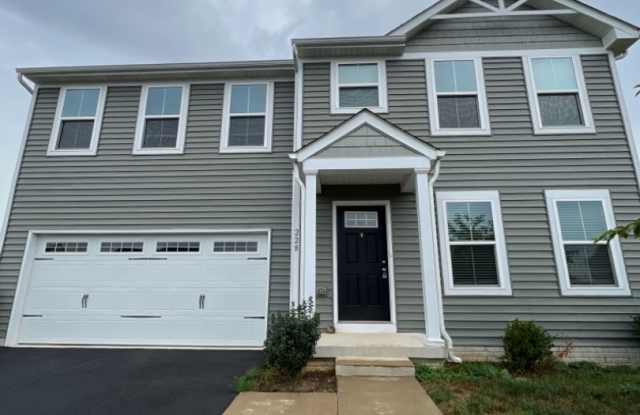 4 Bed, 2.5 Single Family Home in Bunker Hill, WV photos photos