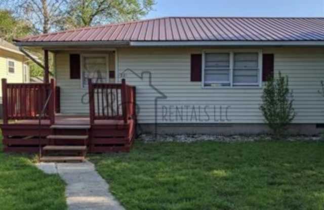 221 East 21st Street photos photos