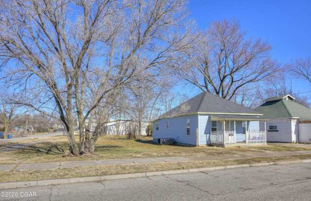 1417 W A Street Gallery 2