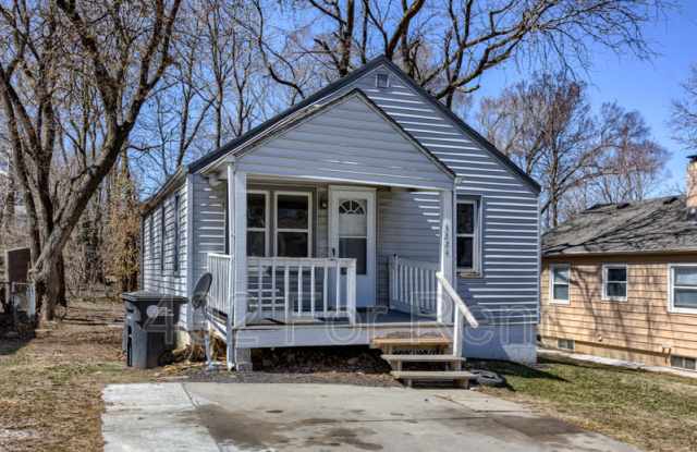 3224 North 40th Street photos photos