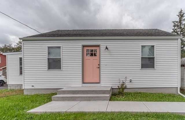 905 Tower Avenue photos photos