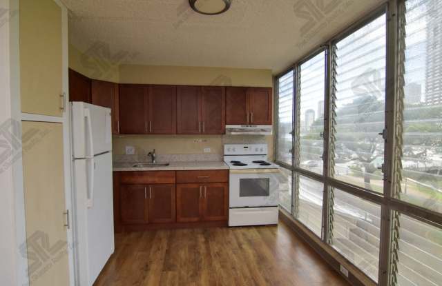 2 Bedroom with 1 Parking in McCully Gallery 4