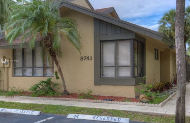 8741 Cleary Blvd - 8741 Cleary Boulevard, Plantation, FL 33324