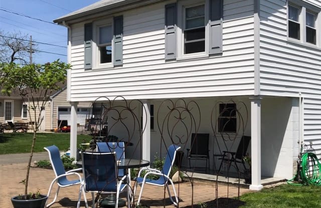 303 Trenton Avenue - 303 Trenton Avenue, Point Pleasant Beach, NJ 08742