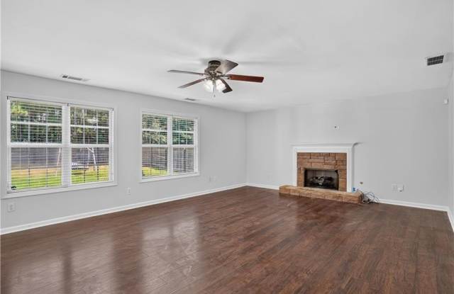 325 Shadowbrooke Circle Gallery 4
