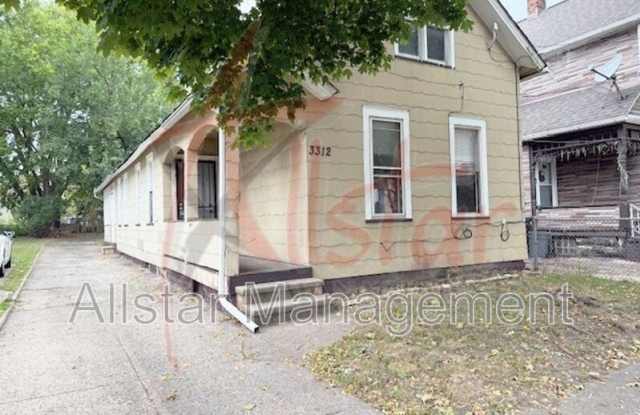3312 W 30 St photos photos