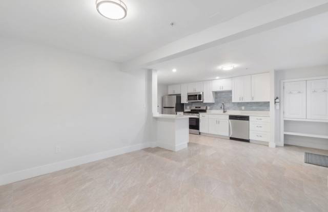 6107 BLVD EAST photos photos