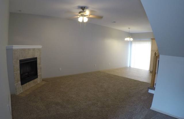 1653 SW Mission St Gallery 3