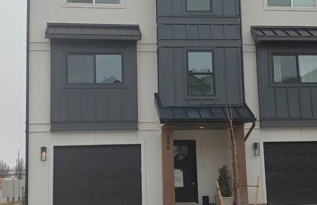 FREE RENT - Townhome in Prime American Fork Location - 641 East 360 South, American Fork, UT 84003