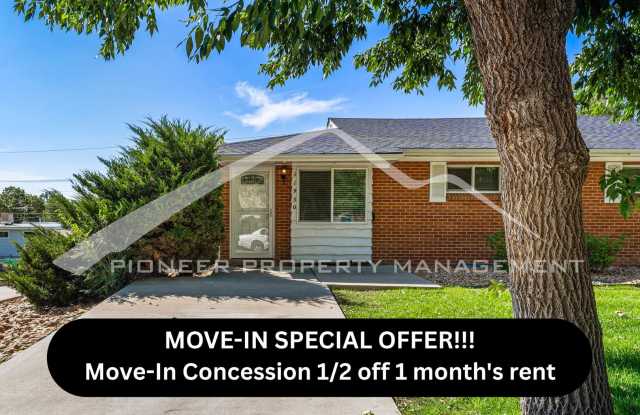 Charming Unit with Special Offer of One-Half Off Of One Months Rent At Move-In! All Utilities Are Included! photos photos