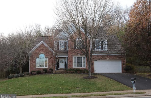 611 STRIBLING COURT SW - 611 Stribling Court Southwest, Leesburg, VA 20175