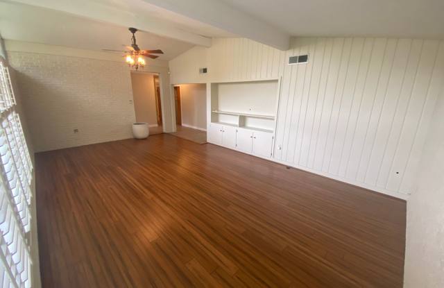 3 Bedroom House in the Garden District photos photos