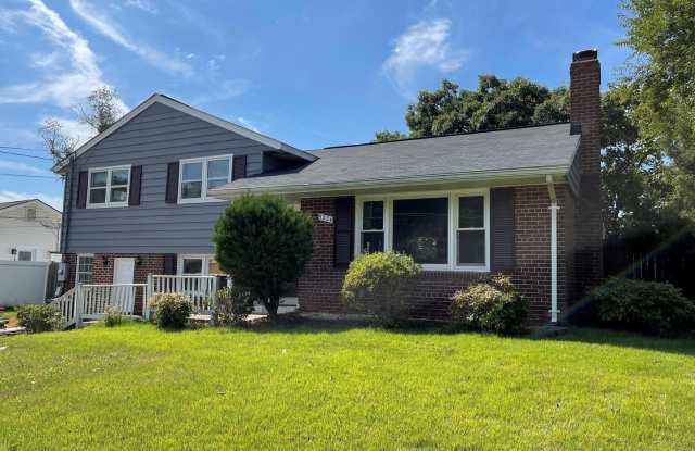 5224 FORMAN COURT photos photos